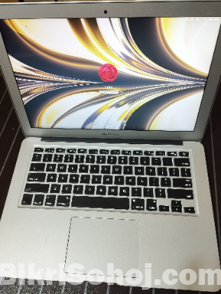 MacBook